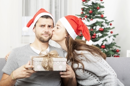 15 kalėdinių dovanų vyrams, kurių geriau nedovanoti 